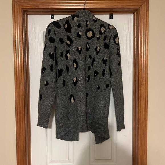 Maurice’s cardigan - Picture 3 of 3